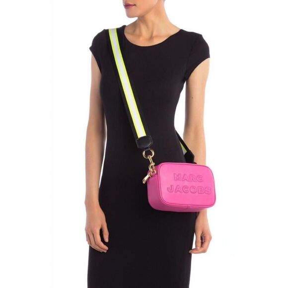 Marc Jacobs Flash Hot Pink Soft Leather Logo Embossed Camera Crossbody Bag - Picture 2 of 8
